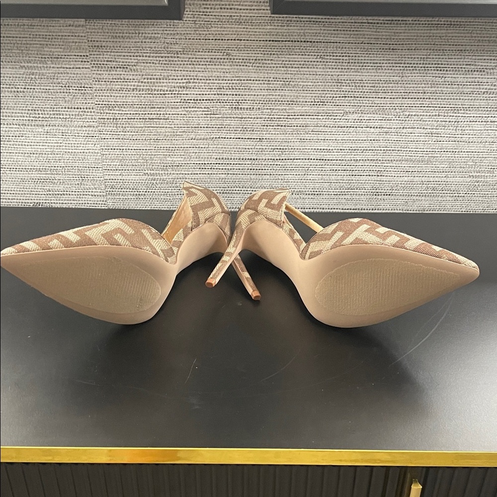 Shoe Dazzle Brown Patterned Heels - Picture 7 of 8